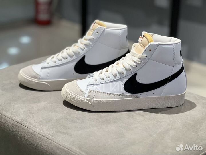 Кроссовки Nike Blazer Mid 77 Vintage White Black