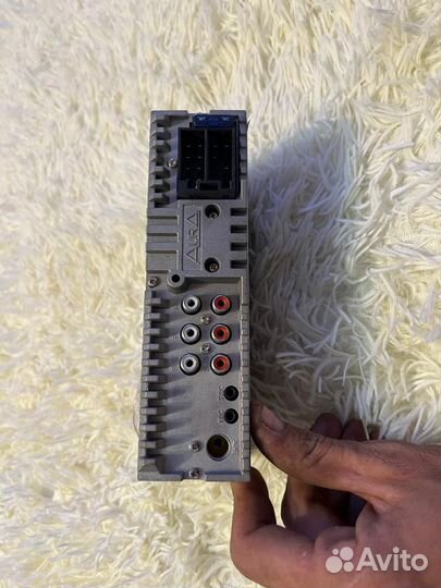 Магнитола Aura