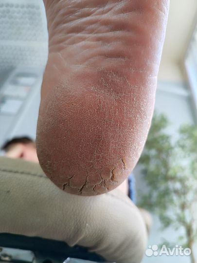 Модель на маникюр и педикюр в учебный центр