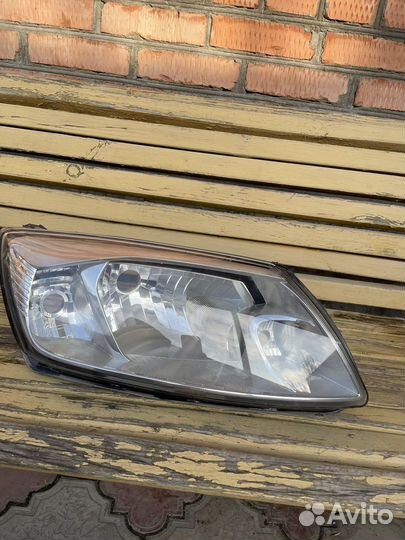 Фара на гранту