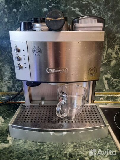Кофеварка delonghi