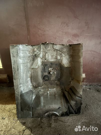 Ниша запаски на civic 4d