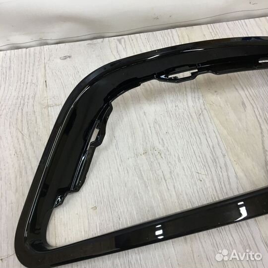 Оправа накладка птф туманки Renault fluence Прав