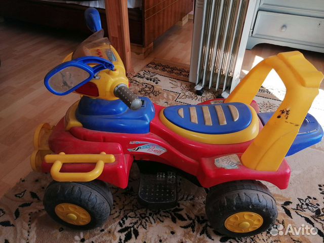 Детский квадроцикл на аккумуляторе бу