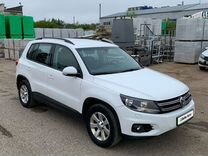 Volkswagen Tiguan 2.0 AT, 2012, 226 600 км, с пробегом, цена 1 350 000 руб.