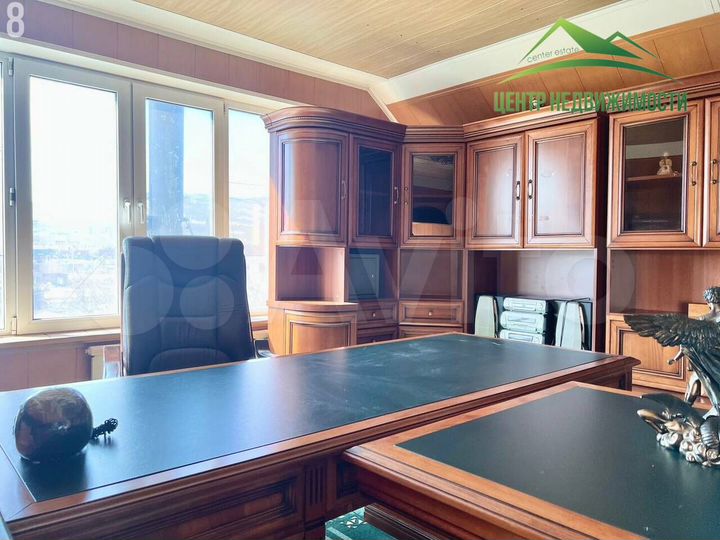 Дом 244,9 м² на участке 15 сот.