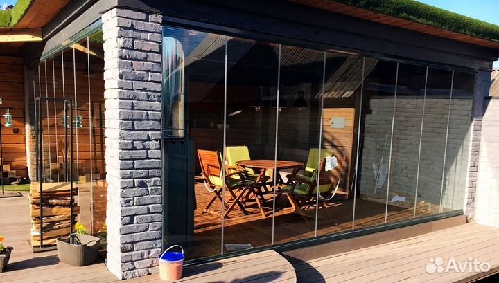 Безрамное остекление веранд беседок террас