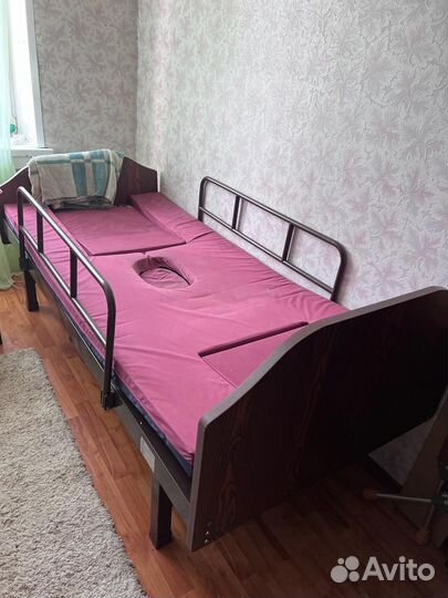 Кровать медицинская
