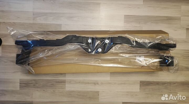 Усилитель переднего бампера верхний Outlander 4 GM