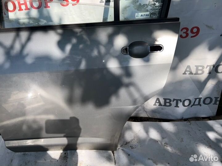 Дверь задняя левая Nissan Tiida C11 2008