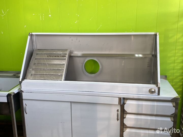 Вытяжной зонт