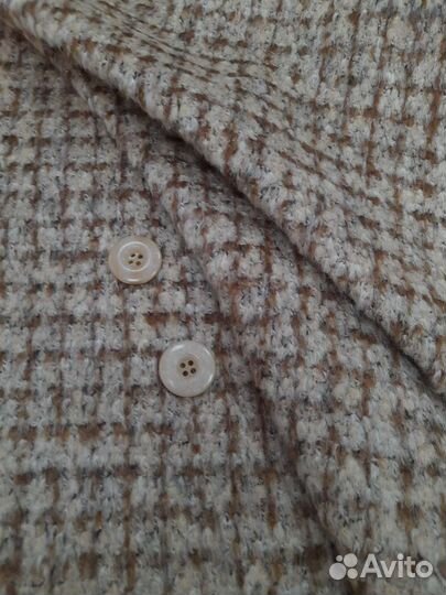 Пальтовая шерсть в бежевую клетку