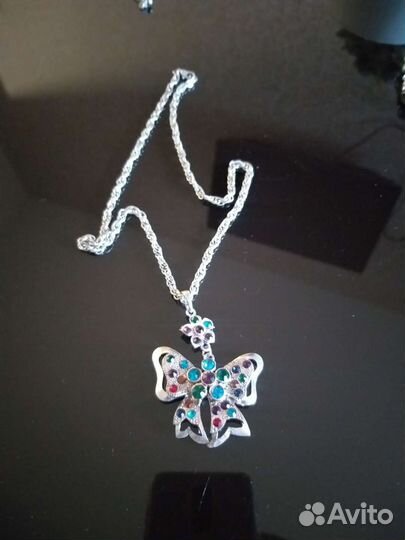 Подвески. Серьги. Браслеты