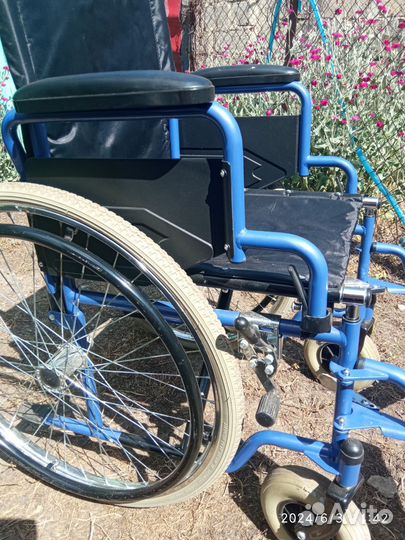 Инвалидная коляска складная бу