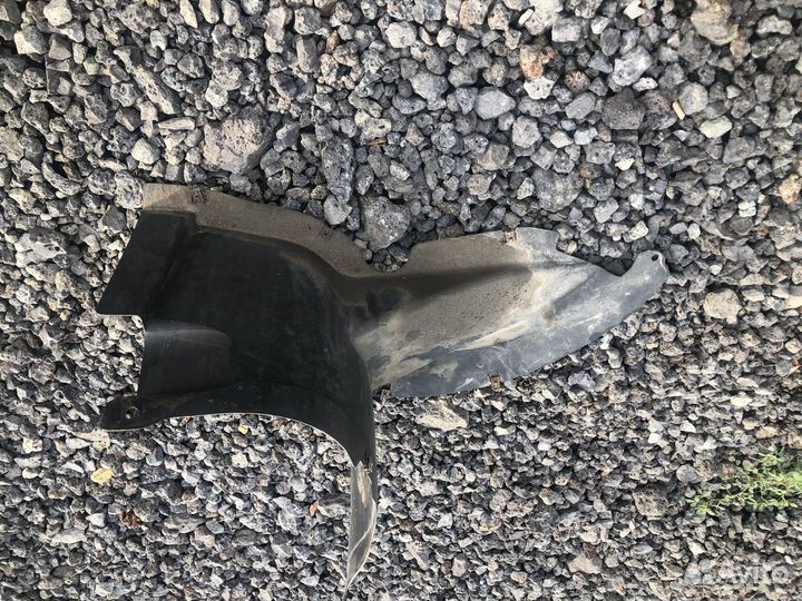 Локер передний правый нижний Volkswagen Passat Cc