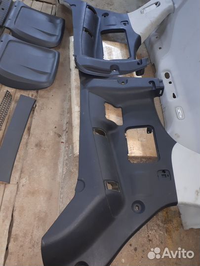 Салон на Мерседес мл 163