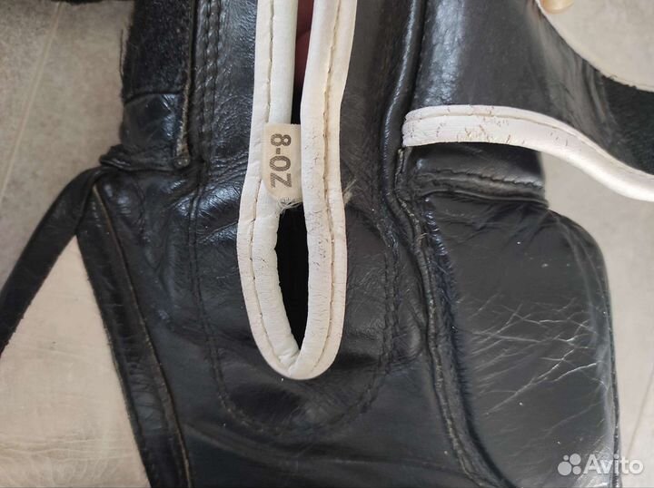 Боксерские перчатки 8 oz