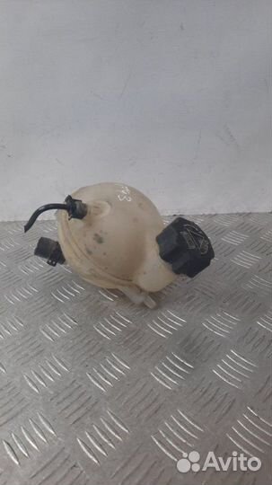 Бачок расширительный Peugeot 308 хэтчбэк 5 дв. 1.6