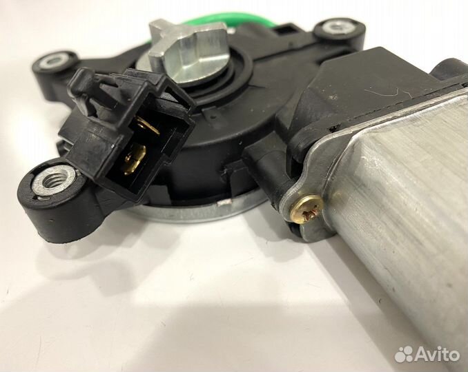 Мотор стеклоподъемника Chevrolet Lanos