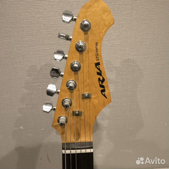 Электрогитара aria pro 2