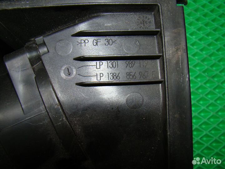 Крышка корпуса воздушного фильтра BMW 7 E65 бмв