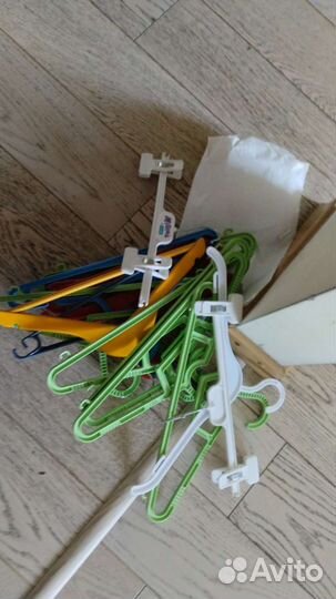 Детские вешалки