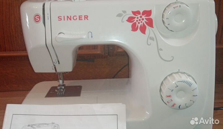 Швейная машина Singer