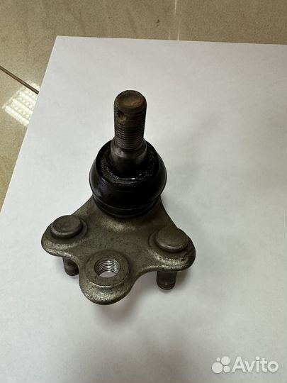 Шаровая опора Toyota RAV4