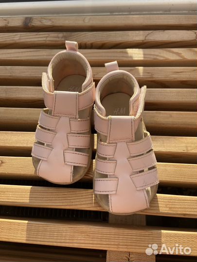 Сандалии для девочки