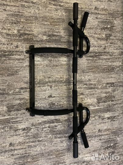 Турник в дверной проем Torneo A-900