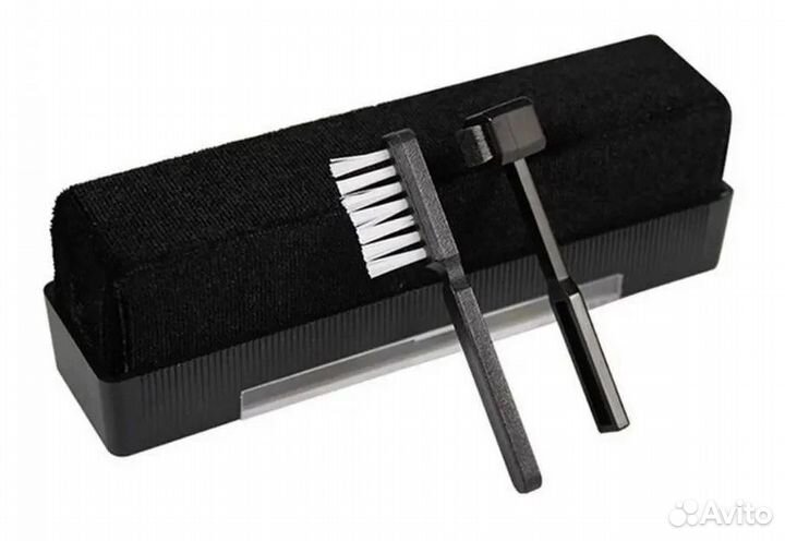 Набор щеток по уходу за винилом