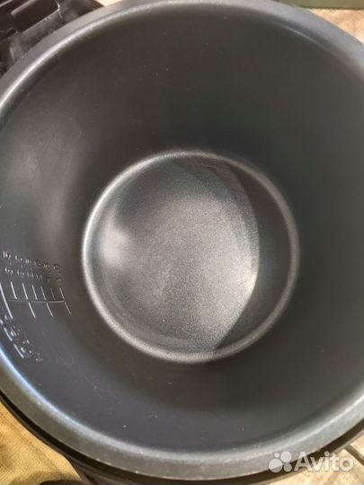 Мультиварка скороварка Redmond RMC-PM400 5 литров