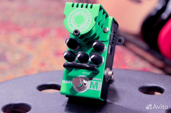 Ламповый гитарный предусилитель AMT Bricks M-Lead