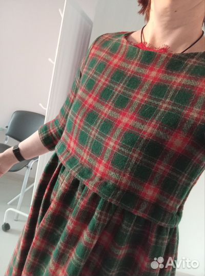 Шерстяное платье Уста к устам 42