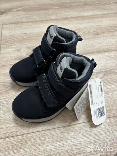 Ботинки 26 размер новые