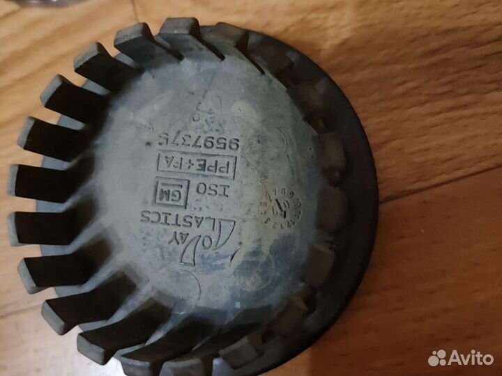 Колпачки на диски cadillac оригинал