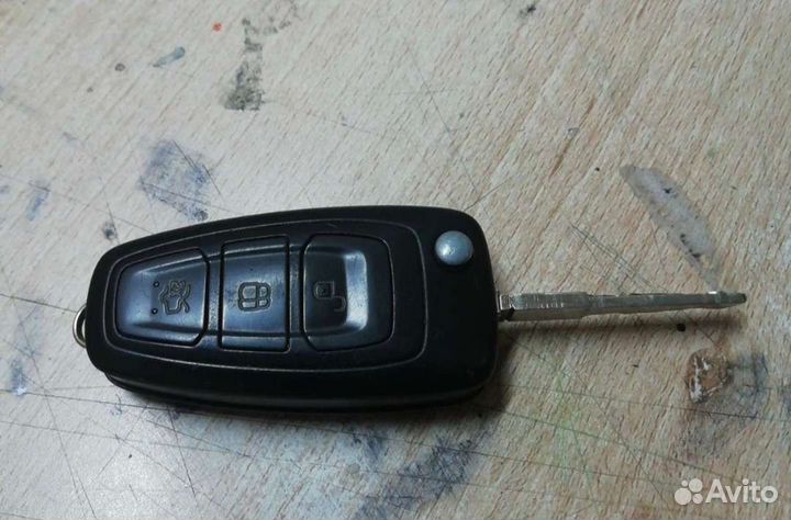 Выкидной ключ от Ford Mondeo 4 и Фокус 3