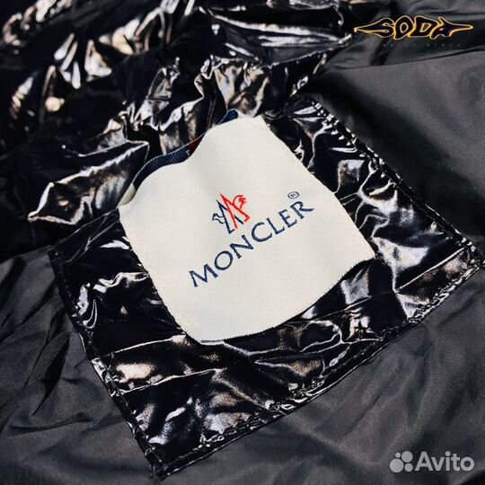 Жилетка moncler глянцевая