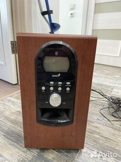 Акустическая система Genius
