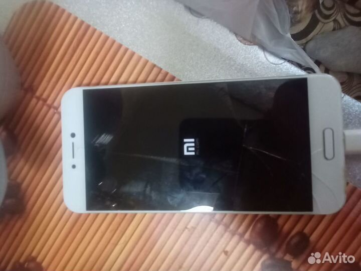 Xiaomi Mi 5C, 3/64 ГБ