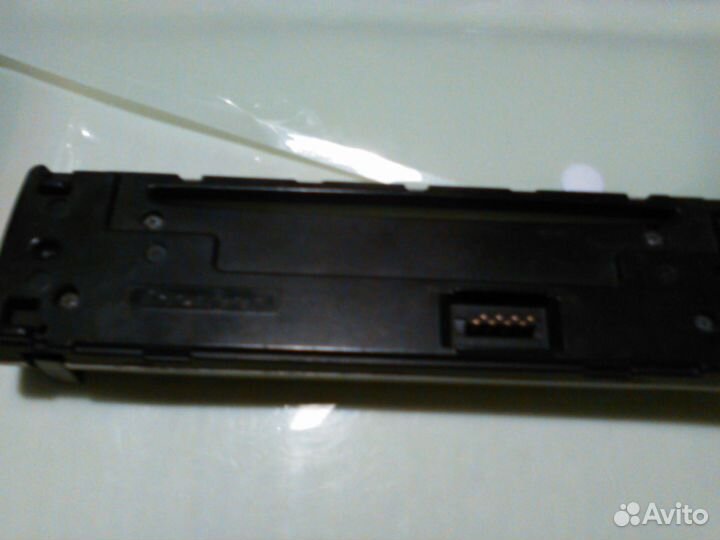 Съёмная панель автомагнитолу