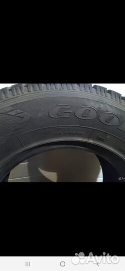 Goodyear UltraGrip 245/70 R15