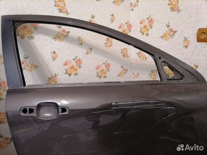 Дверь передняя правая LADA vesta