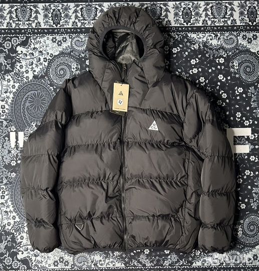 Пуховик nike acg для доставки