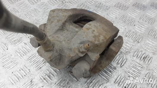 Суппорт тормозной задний правый volvo XC90 1 (OUK1