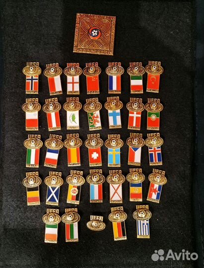 Значки чемпионат Европы по футболу юниоры 1984