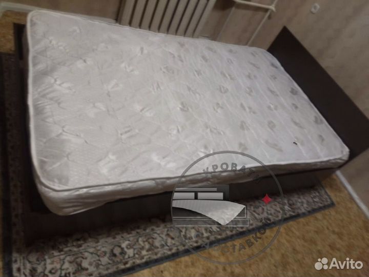 Кровать двухспальная