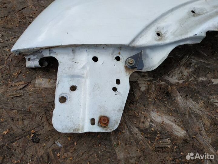 Крыло переднее левое Ford Tourneo Connect 1.8 DI