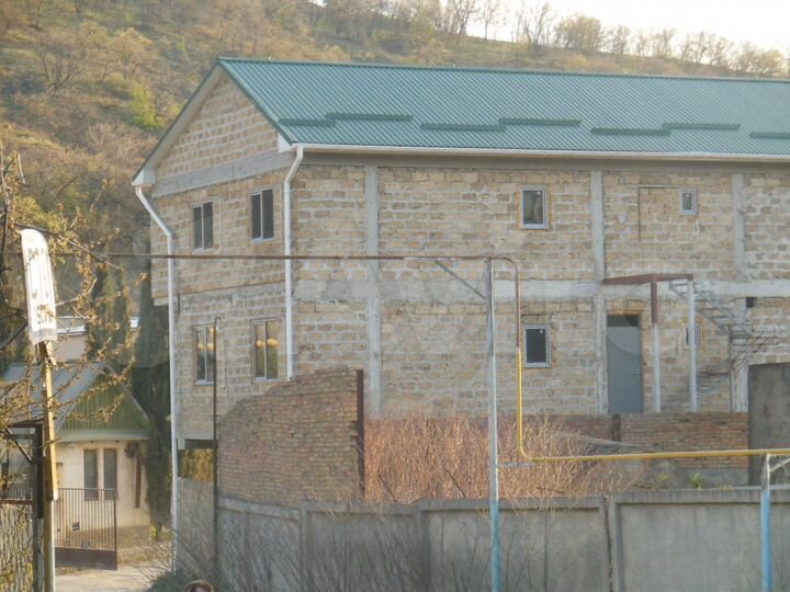 Дом 210 м² на участке 1,4 сот.