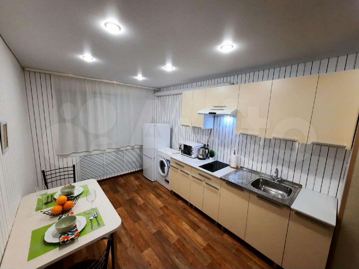 2-к. квартира, 52 м², 1/5 эт.